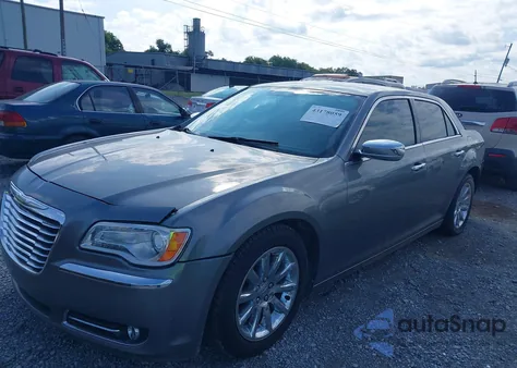 2012 Chrysler 300 Limited z USA, uszkodzony, nr VIN 2C3CCACG4CH310899